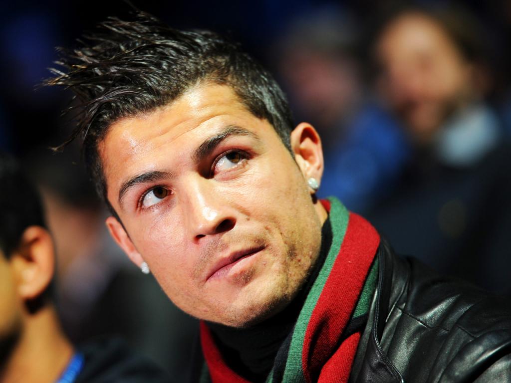 حل جواب وهي اكثر شخصية متابعة على الفيسبوك 100 مليون متابع مكونة من سبعة حروف ؟