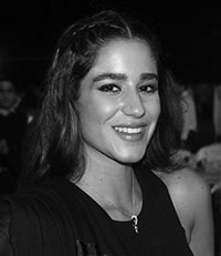 من هي لين أبي عاد؟ | ويكيبيديا | السيرة الذاتية؟