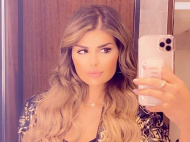 من هي نورة المطيري التي سبت شعب البحرين