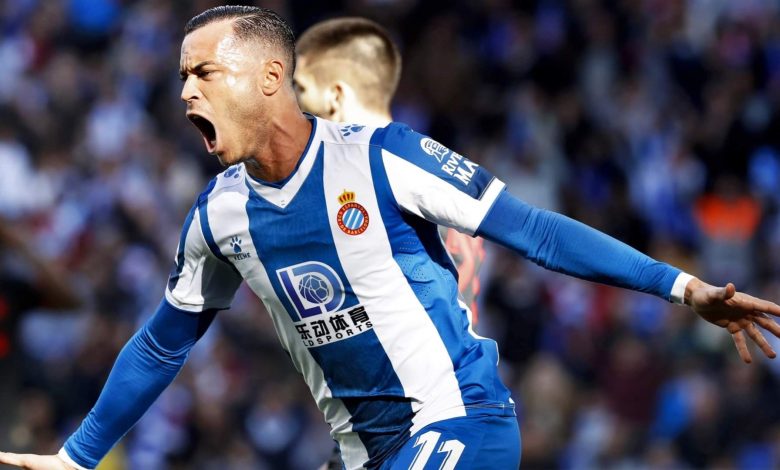 برشلونة يستهدف مهاجم ريال مدريد السابق