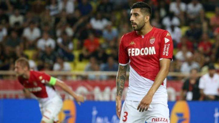 خيار جديد على طاولة برشلونة لتعزيز الدفاع