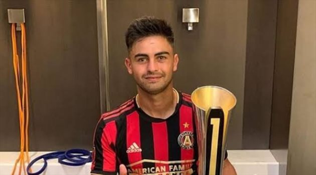 من هو اللاعب بيتي مارتينيز ويكيبيديا السيرة الذاتية