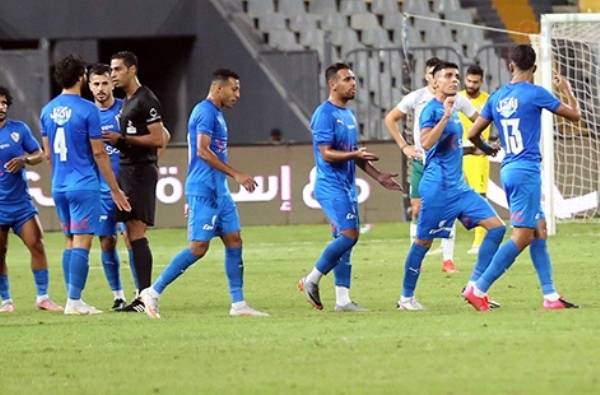 “يُدين ثنائي الزمالك”.. تفاصيل ما جاء في تقرير حكم مباراة الزمالك والمصري