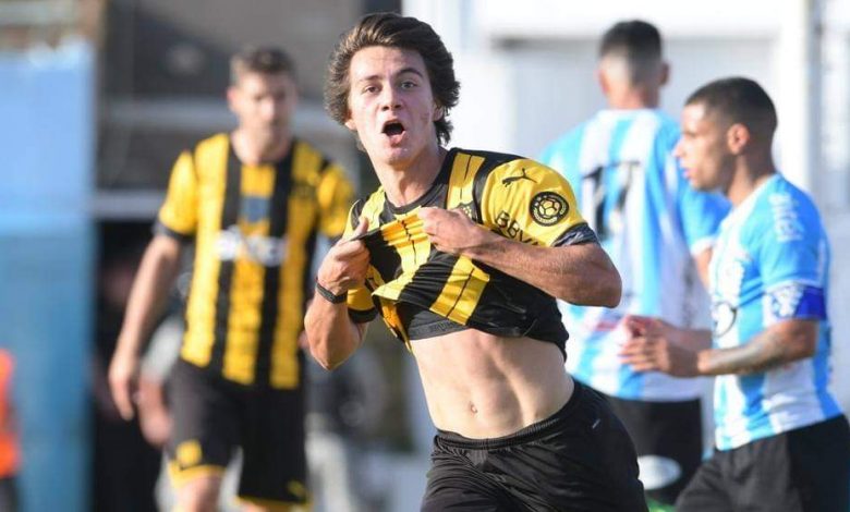 بعد كافاني.. مانشستر يونايتد يقترب من حسم صفقة أوروغويانية حديثة