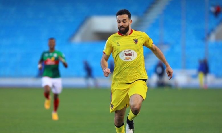 رسمياً.. الأهلي السعودي يضم المغربي إدريس فتوحي