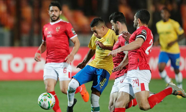 نجم الأهلي ساخراً من قناة الزمالك:”عايز طرد ولا ركلة جزاء؟”