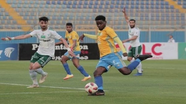 المصري يحسم ديربي القنال ويقهر الإسماعيلي بثنائية