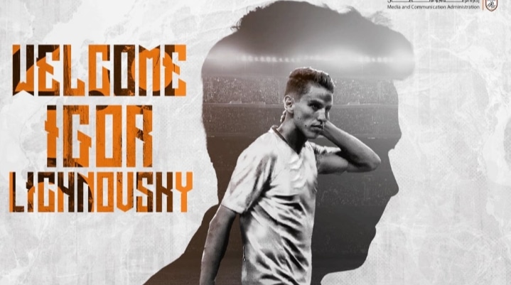 الشباب السعودي يدعم صفوفه بمدافع تشيلي