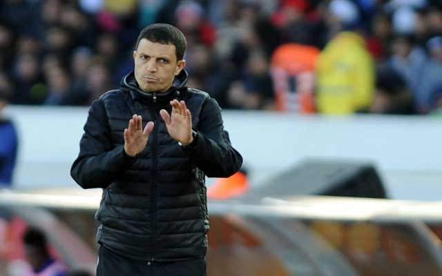 أزمة فنية تهدد الرجاء المغربي أمام الزمالك