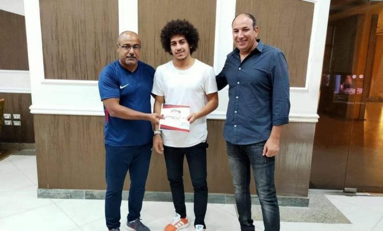 ماذا قدم حسين السيد قبل انضمامه لـ طلائع الجيش؟