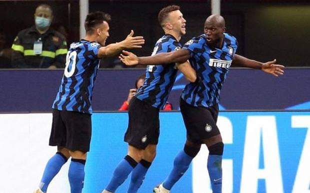 لوكاكو ينتقد فريق إنتر ميلان بعد التعثر أمام بوروسيا مونشنغلادباخ