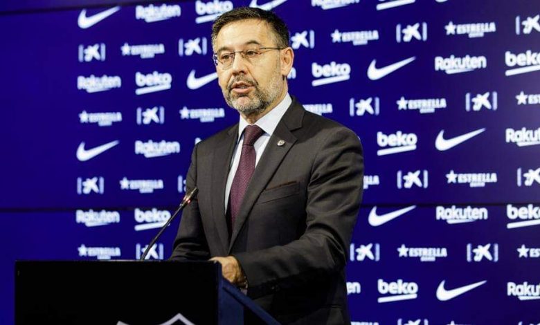 بارتوميو يغلق حسابه في تويتر بعد هجوم جماهير برشلونة عليه