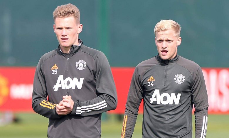 ماكتوميناي: فان دي بيك سيأتي وقته في مانشستر يونايتد