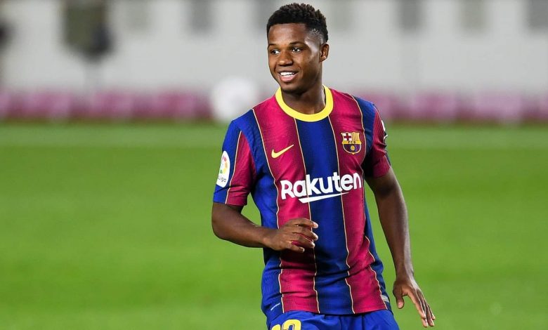 فاتي يظهر حماسًا كبيرًا لترشحه لجائزة “الطفل الذهبي”