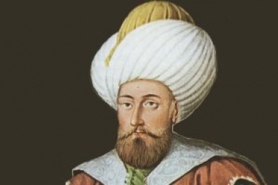 هل كان مراد أول سلطان عثماني يُدعى بخليفة المسلمين؟