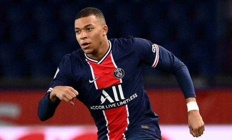 باريس سان جيرمان يعلن غياب مبابي أمام لايبزيغ بسبب الإصابة