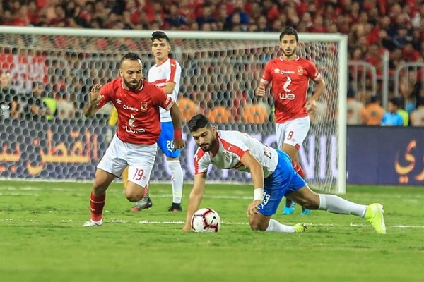 4 حكام مرشحين لإدارة النهائي الأفريقي بين الأهلي والزمالك