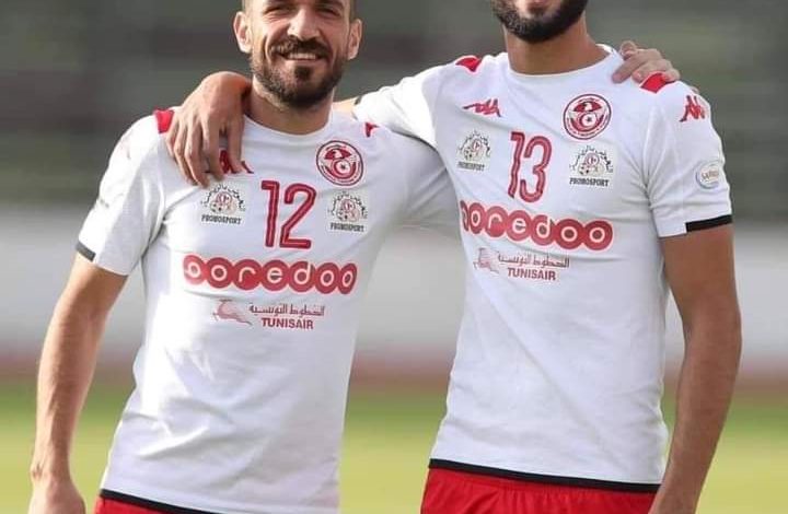 زملاء اليوم خصوم الغد.. فناني الأهلي والزمالك “حبايب” قبل نهائي القرن