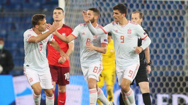 إسبانيا تسقط في فخ التعادل أمام سويسرا.. وراموس يُضيع ركلتيّ جزاء