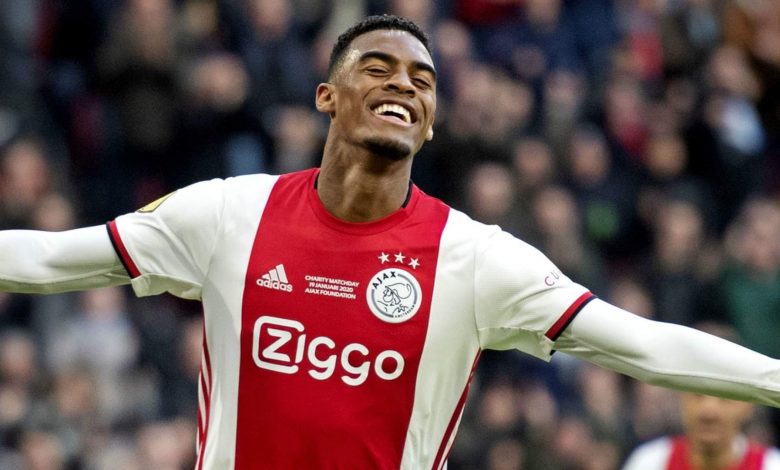 يوفنتوس يتقدم على برشلونة في صفقة “بوغبا الجديد” بفضل رايولا