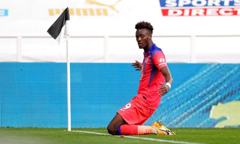 أبراهام يعلق على التسجيل والفوز أمام نيوكاسل