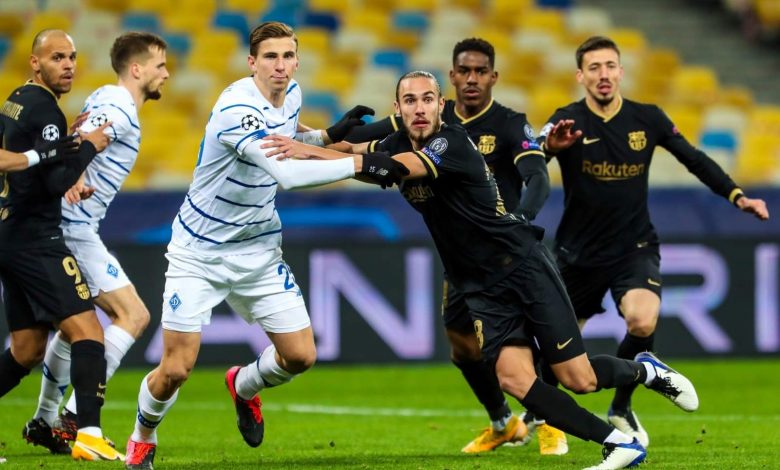 مينغويزا يكشف شعوره بعد خوض مباراته الأولى مع برشلونة