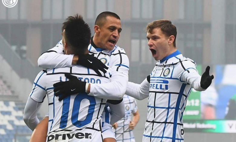 إنتر ميلان يضرب ساسولو بثلاثية في الكالتشيو