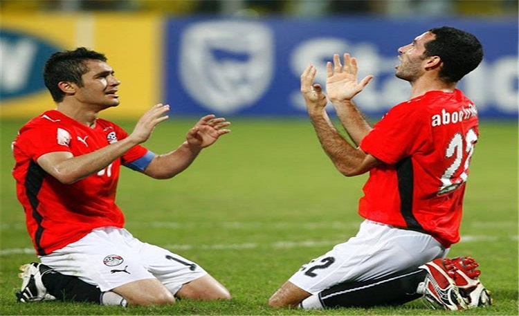 فيفا يضع الضوء على افضل 9 أساطير في تاريخ الكرة المصرية