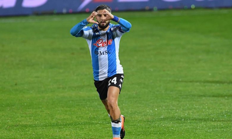 نابولي يسحق كروتوني في الكالتشيو