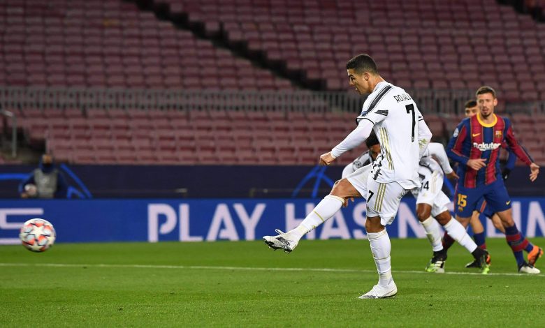 أول تعليق لرونالدو بعد الفوز والثنائية أمام برشلونة