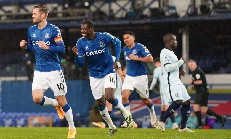 سيغوردسون: إحتاجنا للدفاع أمام تشيلسي حتى اللحظة الأخيرة للفوز بالمباراة