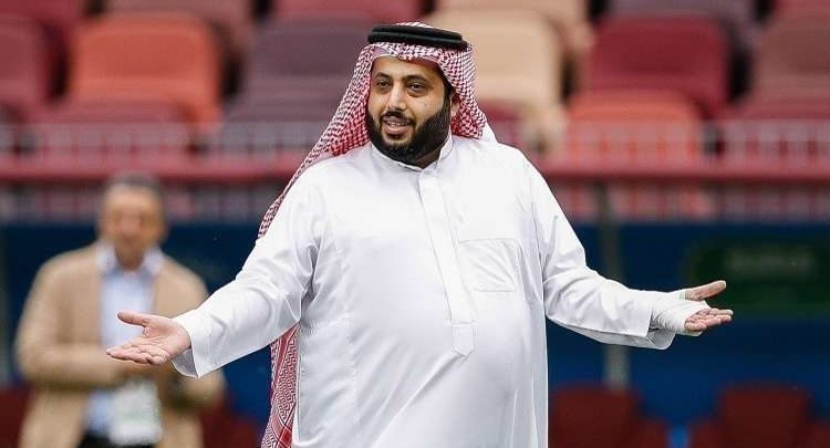 تركي آل الشيخ يكشف حقيقة خبر إعفائه من منصبه