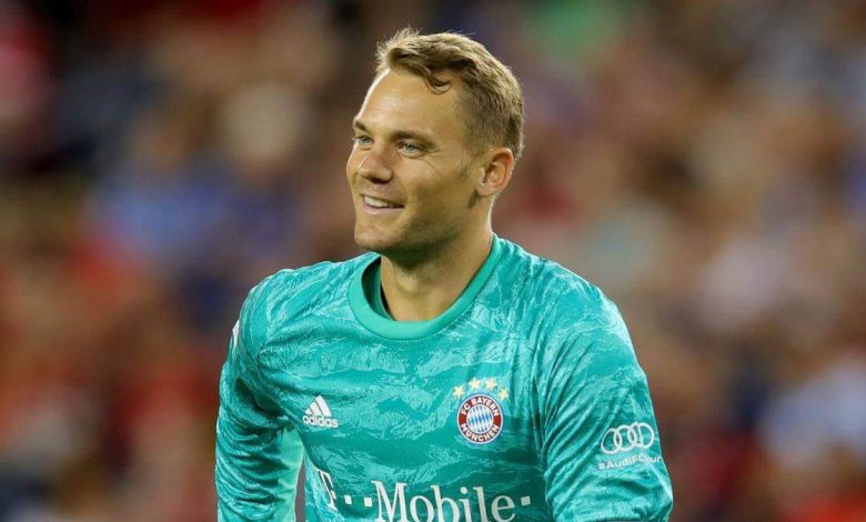 نوير يحصد جائزة “فيفا” لأفضل حارس في العالم