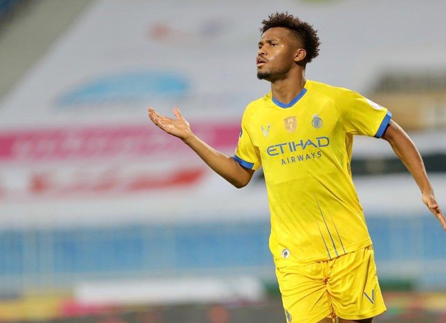 أيمن يحيى صداع في رأس فيتوريا قبل مكافحة النصر والباطن