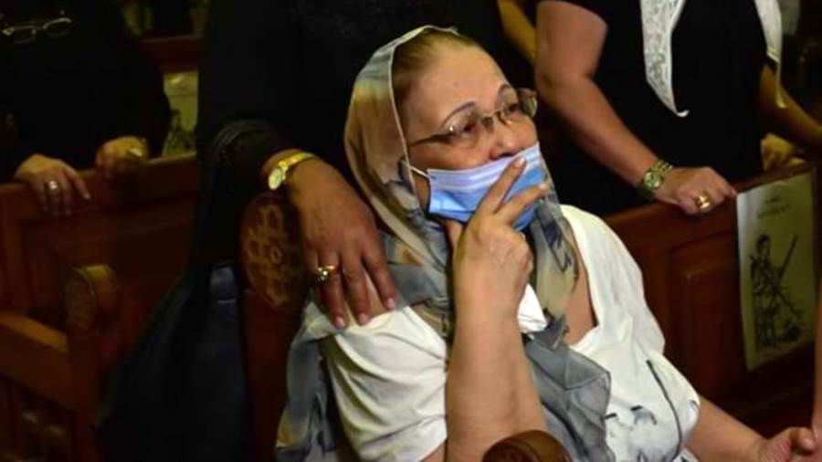 وايت نيوز | من هي عزيزة كساب زوجة النجم الكوميدي فيكتور بالله؟