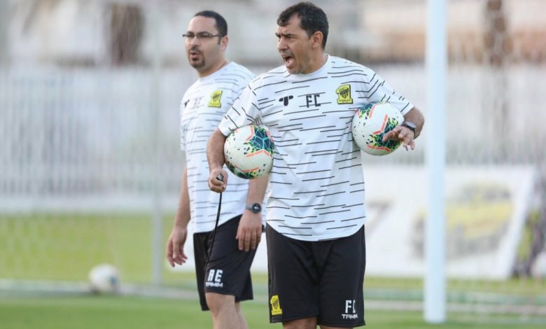 سبب إلغاء مؤتمر كاريلي الصحفي قبل مواجهة الشباب في البطولات العربية. سبب إلغاء مؤتمر كاريلي الصحفي قبيل لقاء الشباب بالبطولة العربية.