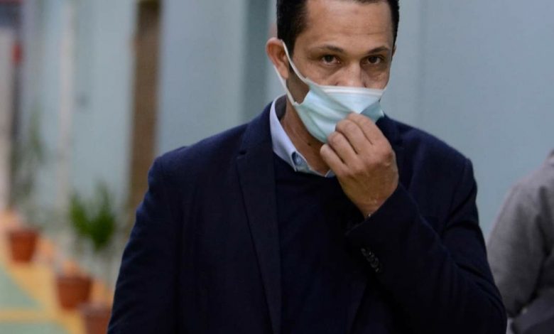 عبد الحليم علي يستقيل من نادي الزمالك. عبد الحليم علي يستقيل من نادي الزمالك.