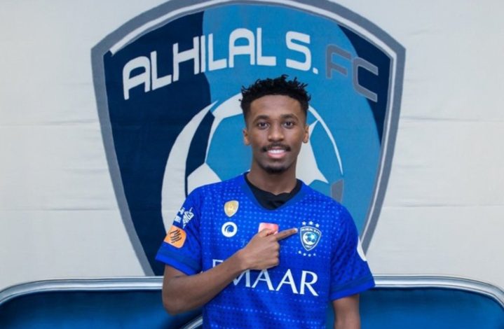 لم يغريه المال .. متحدث باسم القادسية كشف تفاصيل توقيع اليامي لهلال. لم يغريه المال .. متحدث باسم القادسية كشف تفاصيل توقيع اليامي لهلال.