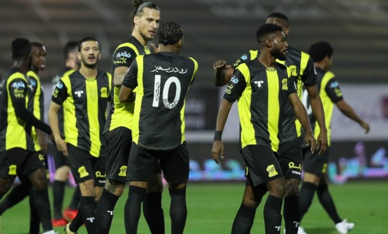 بريجوفيتش يقود إنشاء اتحاد جدة لمواجهة الوحدة بكأس الملك. بريجوفيتش يقود إنشاء اتحاد جدة لمواجهة الوحدة بكأس الملك.