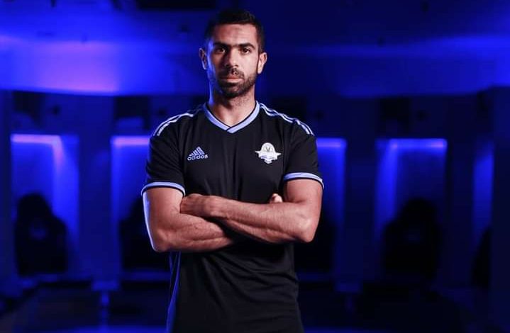 أحمد فتحي وإكرامي يقودان تشكيل الأهرامات لمواجهة الزمالك. أحمد فتحي وإكرامي يقودان تشكيل الأهرامات لمواجهة الزمالك.