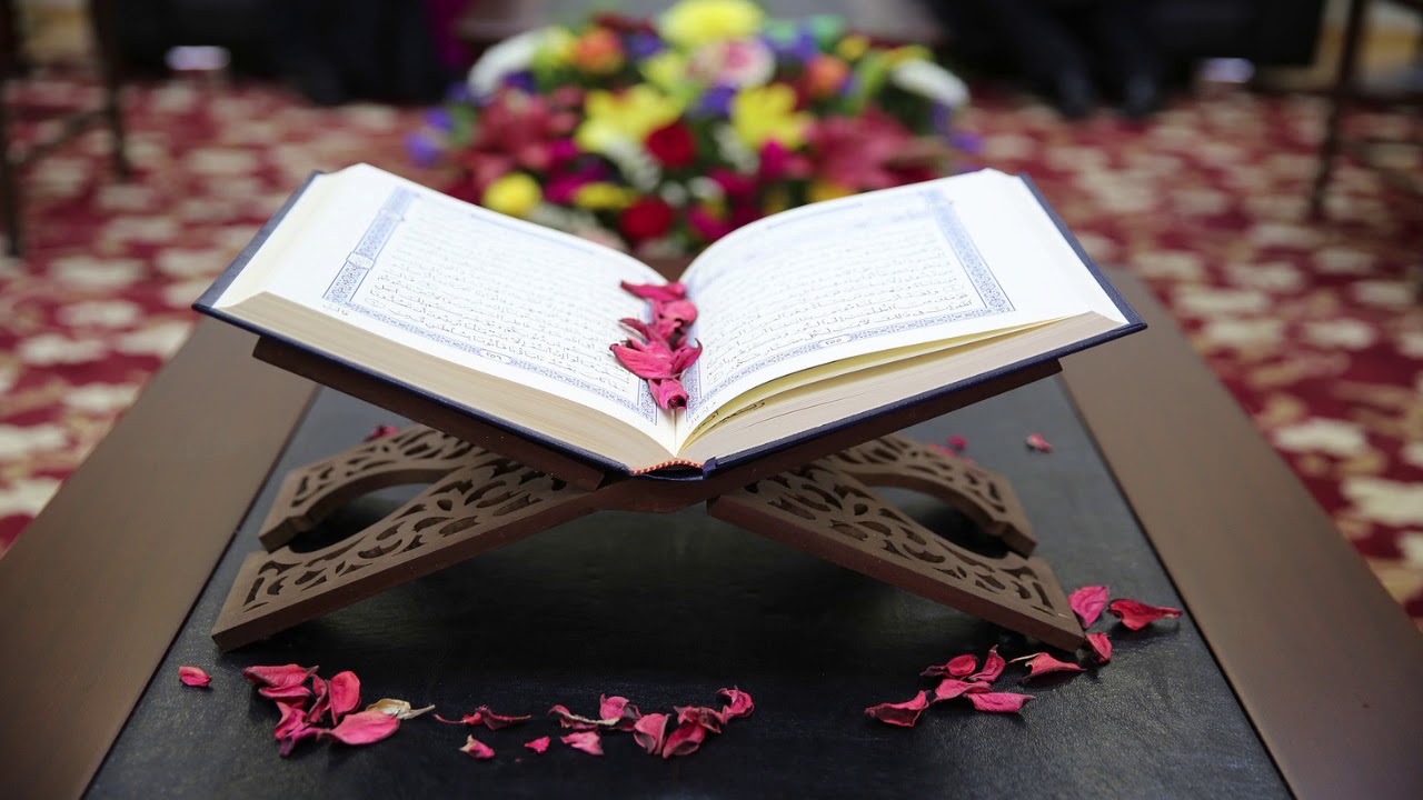 قال تعالى: (أو زد إليه واقرأ القرآن في ترنيمة).