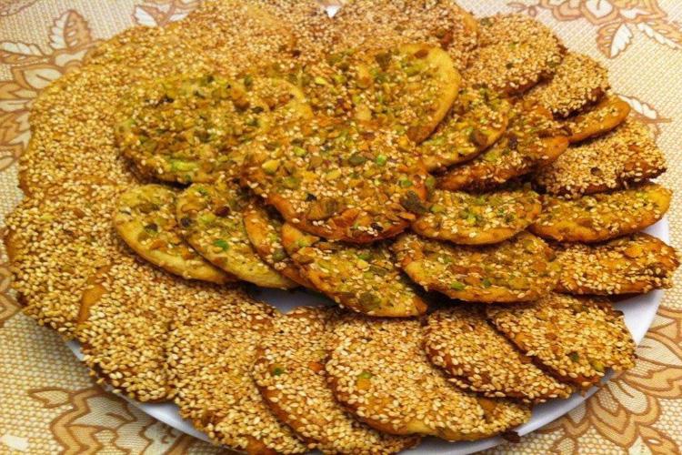 البرازق يصنع السمسم السوري بطريقة بسيطة وسهلة