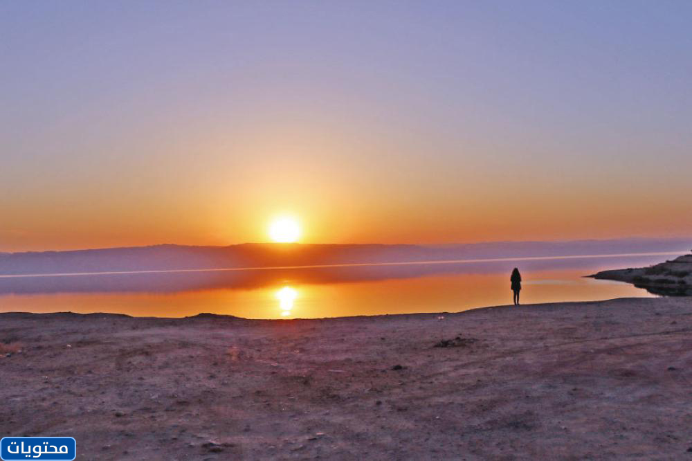 منظر غروب الشمس من البحر