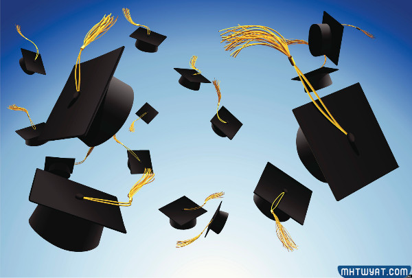 عبارات تهنئة عند التخرج من الجامعة
