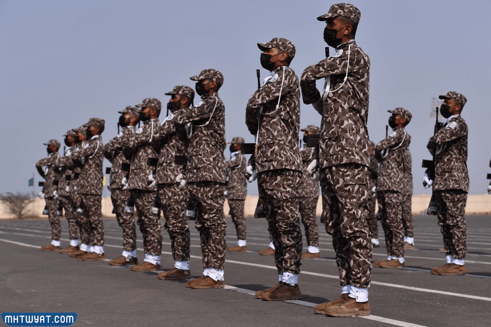 صور الزي السعودي للسلامة البيئية 2022